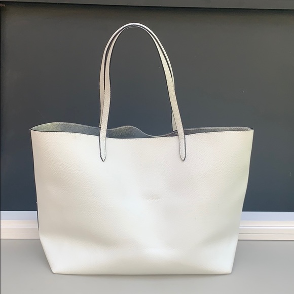 Victoria’s Secret tote white large leather bag. - Picture 2 of 8